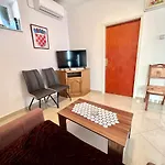Mare Апартаменты *