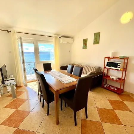 Apartment Mare *
