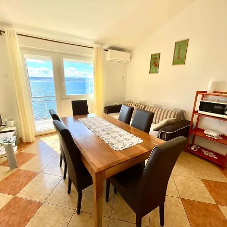 Apartment Mare *